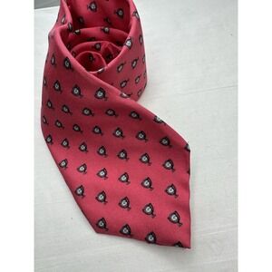 Vineyard Vines Men's Neck Tie Pink 2007 Julian Curtis Cup Motif Silk Tie Preppy
